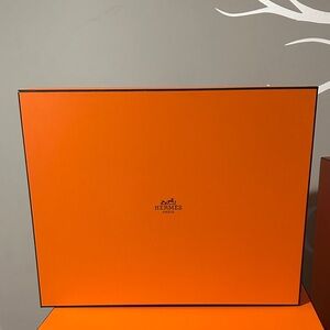 Hermès Orange Box
